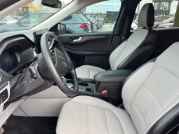 Ford Escape 2024 | 2.5 Plug-in hybrid AT FWD (A26518-VIN) full