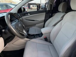 Hyundai Tucson SE 2019 | 2.0 GDI FWD (002873-VIN) full