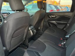 Jeep Cherokee 2018 | FWD Latitude (178487-VIN) full