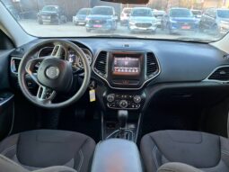 Jeep Cherokee 2018 | FWD Latitude (178487-VIN) full