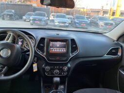 Jeep Cherokee 2018 | FWD Latitude (178487-VIN) full