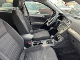 Volkswagen Tiguan S 2022 | FWD (111653-VIN) full
