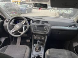 Volkswagen Tiguan S 2022 | FWD (111653-VIN) full