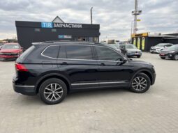 Volkswagen Tiguan SE 2018 | 4Motion (208267-VIN) full