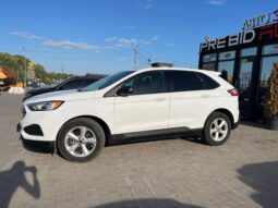Ford Edge 2018 | 2.0 EcoBoost AWD SE (B07786-VIN)