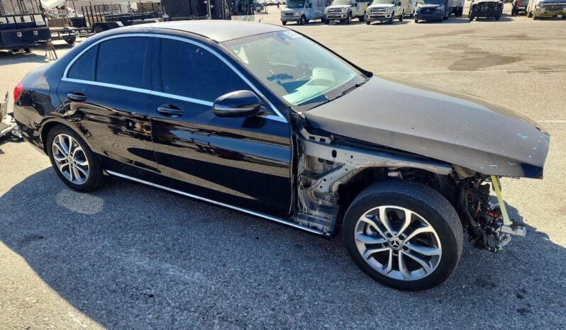 
Mercedes-Benz C300 2017 | 2.0 AT RWD (225034-VIN) full									