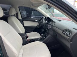 Volkswagen Tiguan 2019 | 2.0TSI FWD SE (108012-VIN) full